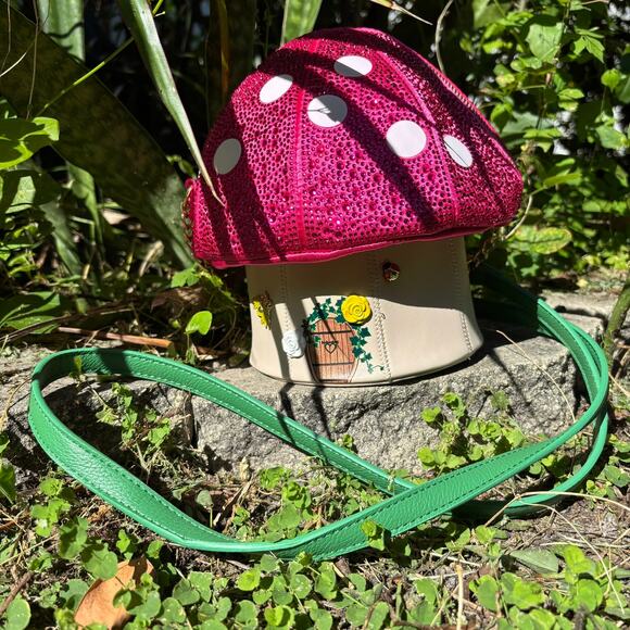 Whymsical Fair Mushroom Crossbody Bag Studded Betsy Johnson Fair Home Purse - Picture 1 of 16